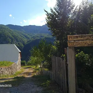 Gasthuis Mountain Vista Shkafi, Theth